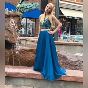 Camille La Vie Prom Dress. 2 piece set. Size 2; gorgeous
